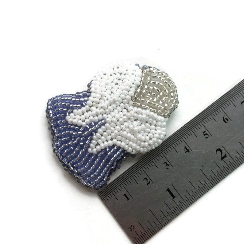 Guardian angel beaded brooch pin Beaded Jewelry Cute gift for daughter aunt Seed bead jewelry Embroidered cloth brooch mother