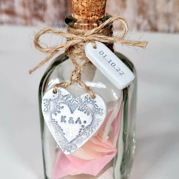 Confetti keepsake bottle - personalised wedding gift - love heart - handmade unique gift - wedding memories - wife - wedding present - love