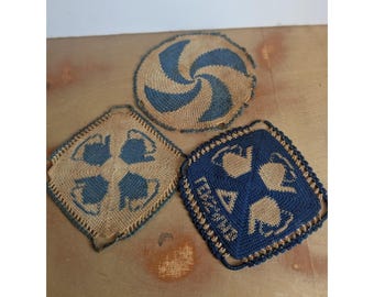 Podkładki pod gorące naczynia robione na szydełku w stylu vintage