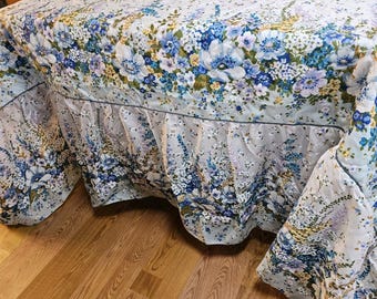 Vintage 70&#39;s Bedspread Twin Floral