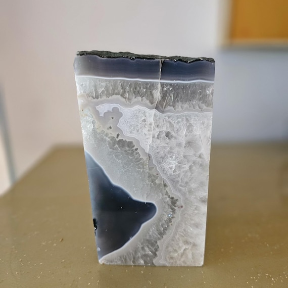 ブルーメノウ 原石 アゲート ジオード ドーム ブックエンド ブルーメノウ 原石 アゲート ジオード ドーム ブックエンド ブルー