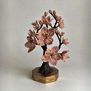Esculturas de árvores de cerejeira Árvore de arame com contas Árvore de bonsai com contas Árvore de flores