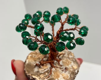 Smaragd grüne Kristalle Draht Baum Skulptur Goblincore Raumdekor Miniatur Bonsai Lebensbaum