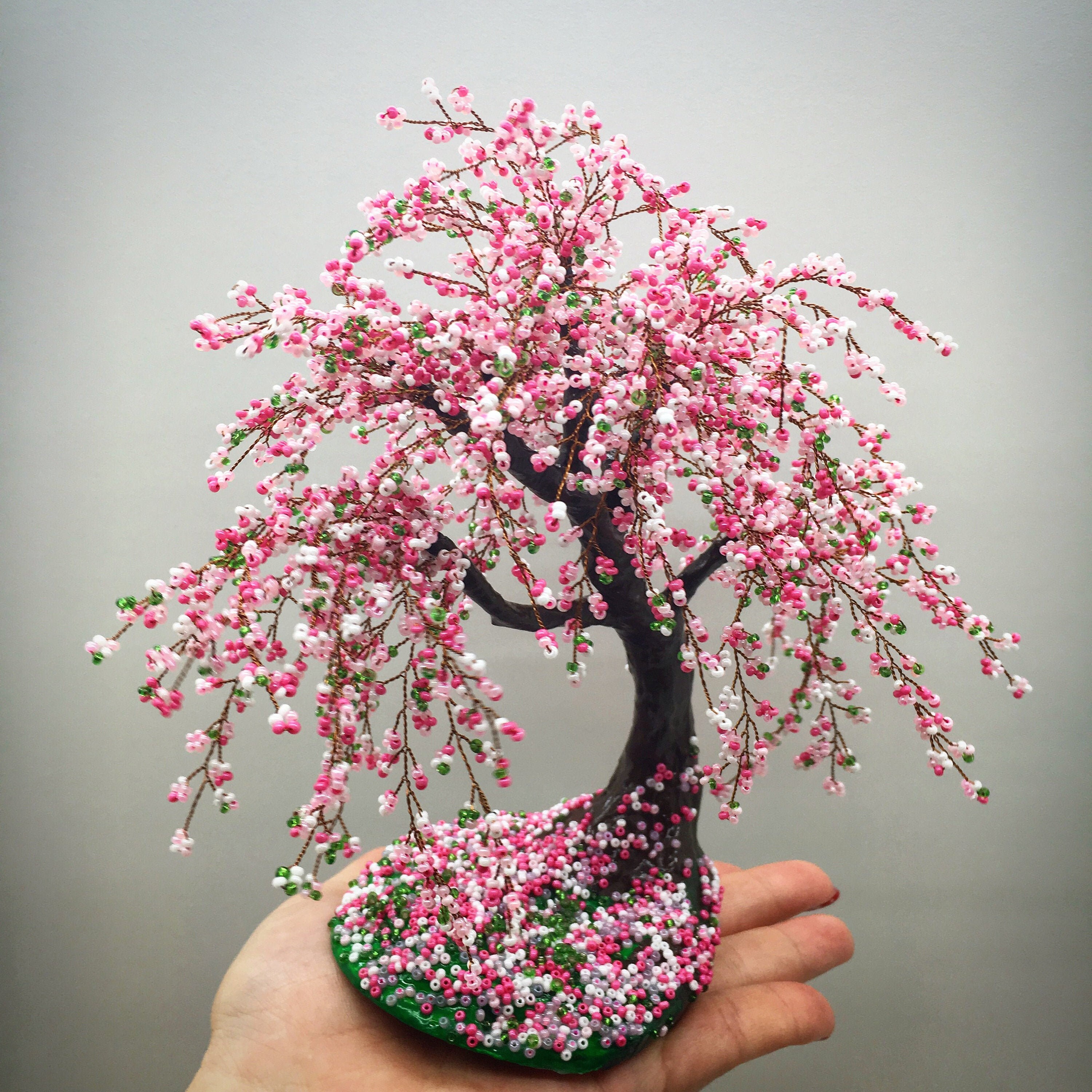 日本のビーズの木 桜の盆栽ビーズの木 ワイヤーで包まれた木