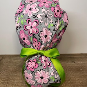 Women’s Surgical cap with ponytail- Pink Flower Power