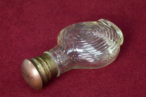 Antique Collectible White Unique Glass Perfume Bo… - image 8