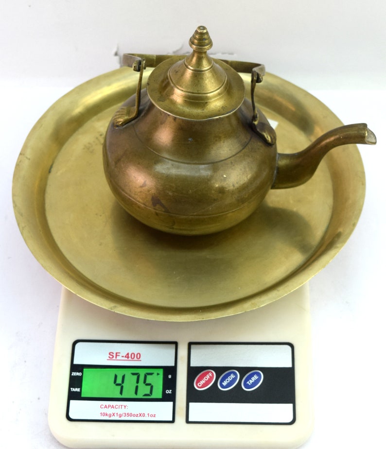 Uncommon shape Indian Old Brass Vintage Tea milk Kettle nice handle Vintage Metal Teapot Vintage Breackfast Table Decoration G66-436