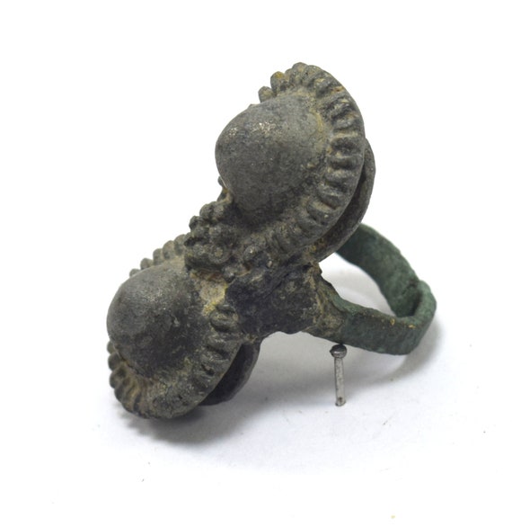 Ancient Brass Tribal Ring – Original Antique Indi… - image 2