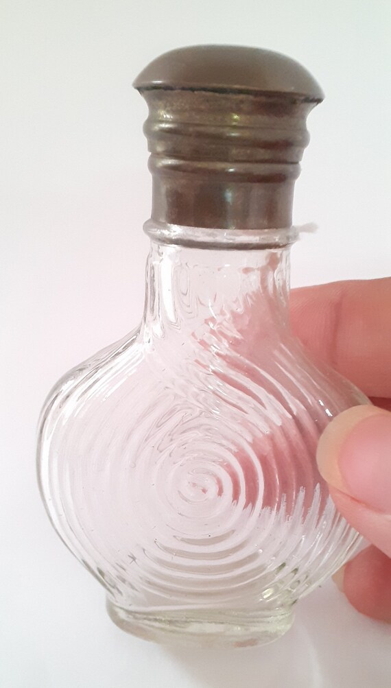 Antique Collectible White Unique Glass Perfume Bo… - image 4
