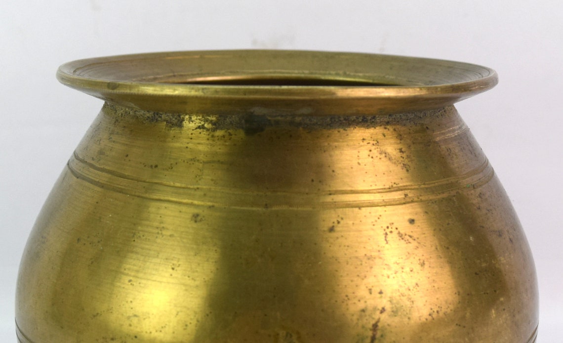 Indian Traditional Religious Holy Water Pot Vintage Worship - Etsy