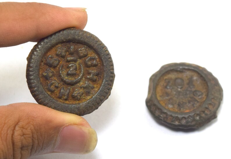 Weight Scale - 2 Old Indian Solid Iron Seer weighting measuremen Weight Scale - 2 Old Indian Solid Iron Seer weighting measuremen