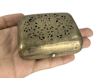 Rare Collectible Beautifully Crafted Brass Mughal Period Box, Authentic Antique Brass Birds Figurative Engraved Design Betel Nut Box G7-1128