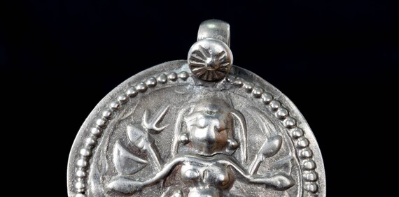 Great Vintage Silver Amulet Pendant Representing … - image 3