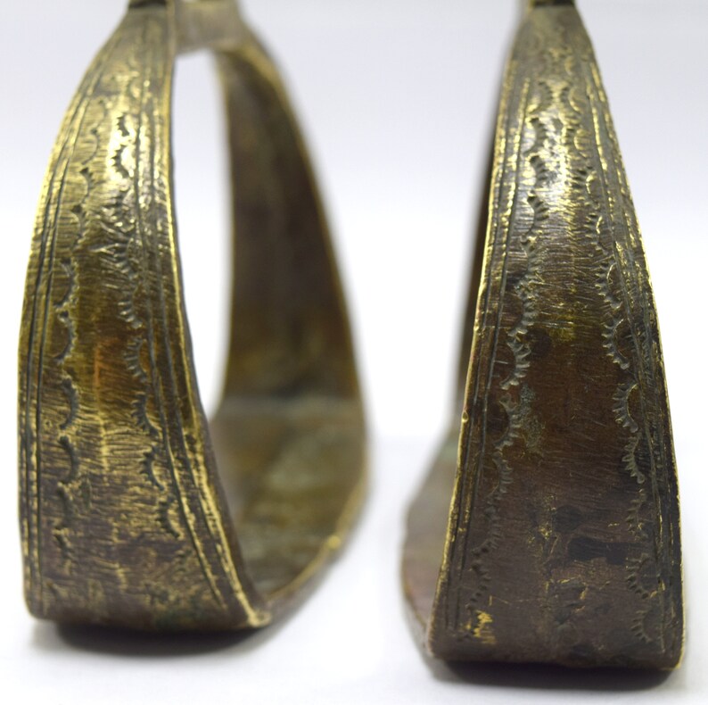 Horse Stirrup G42-181 Vntage Horse Stirrup Old Brass Horse Stirrup Unique Horse Stirrup Brass Vintage Collective Garden Outdoor Decor