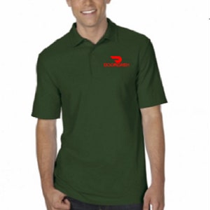 EMBROIDERY DOORDASH Logo auf Unisex Polo-Shirt, Option Namensstickerei rechts Forest Green