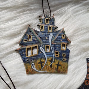 Magical hand painted Witchy Necklaces/Woodland ghosts jewelry/Whimsical spooky cute Halloween jewellery/Occult fantasy animals pendants Haunted House