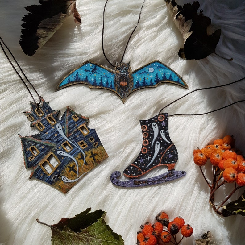 Magical hand painted Witchy Necklaces/Woodland ghosts jewelry/Whimsical spooky cute Halloween jewellery/Occult fantasy animals pendants image 9