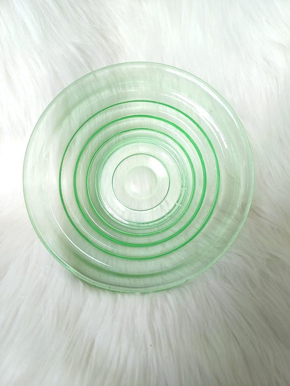 渦巻きデザインのガラスボウル 琉球ガラス ガラス製渦巻き模様足付き