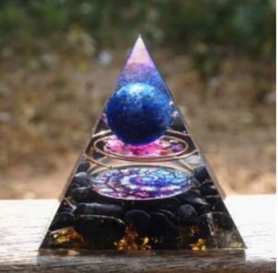 Pyramide de Cristal Clair