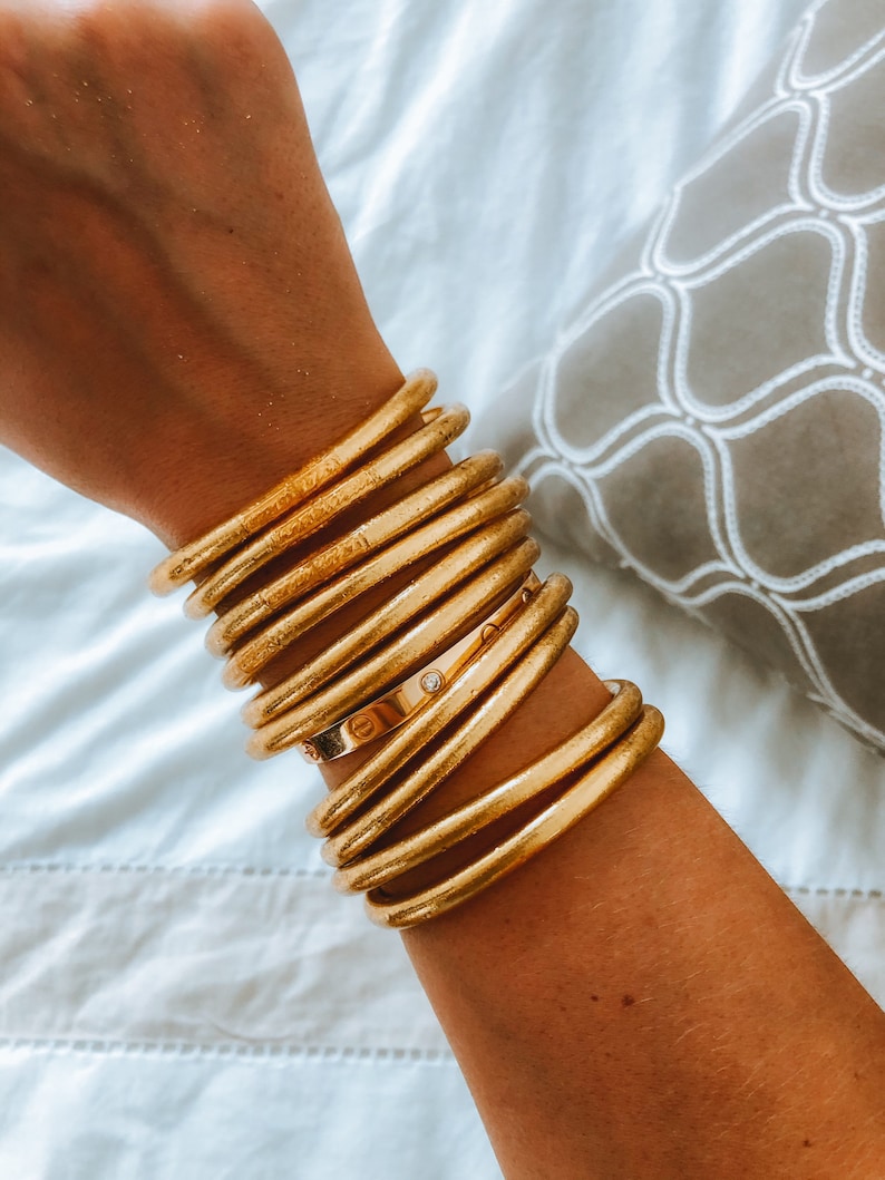 Bracelet jonc bouddhiste de qualité supérieure à mantra gravé | Etsy