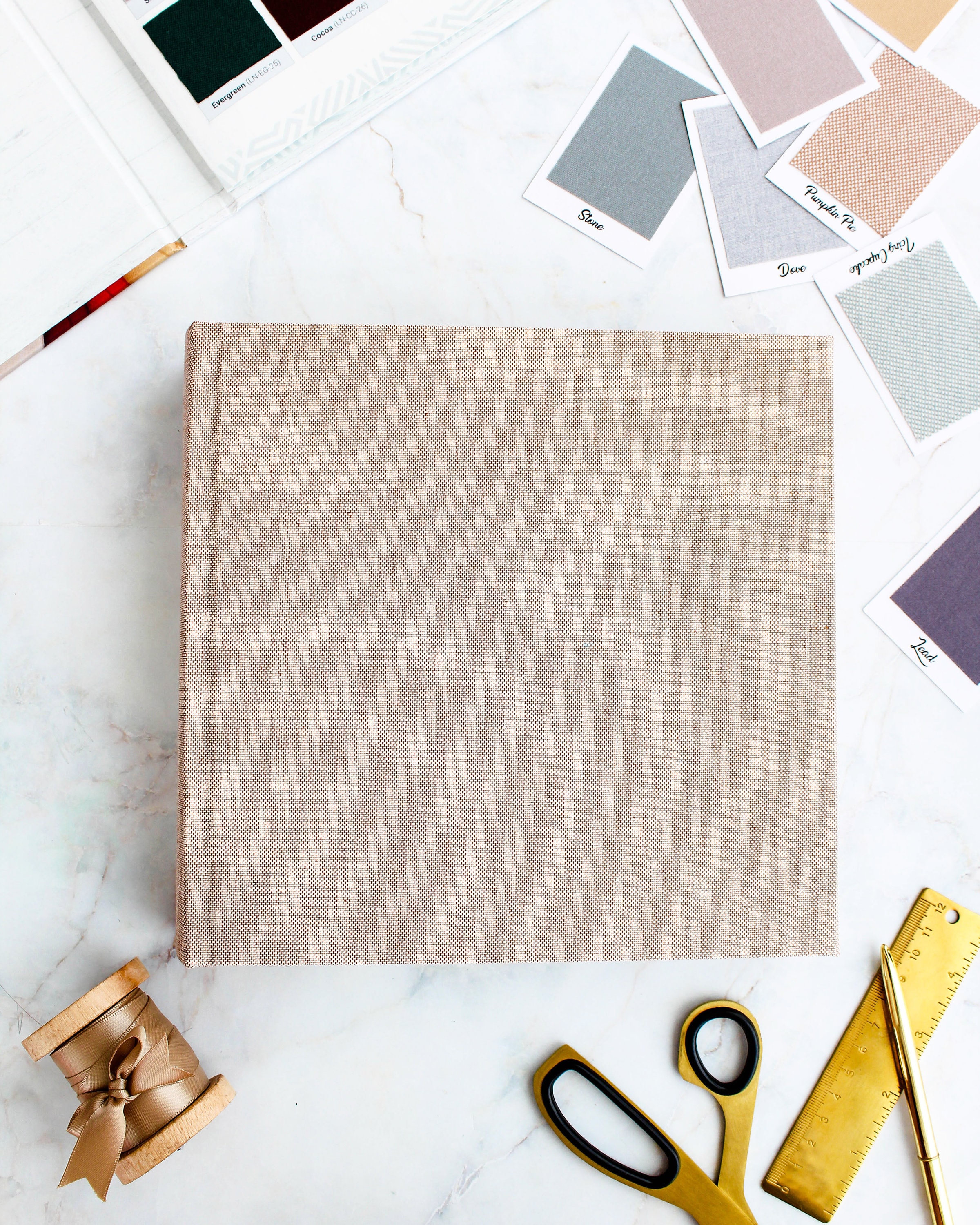 Classic Photo Album for 4R Photos 200 Pcs, Best for Storing Old and