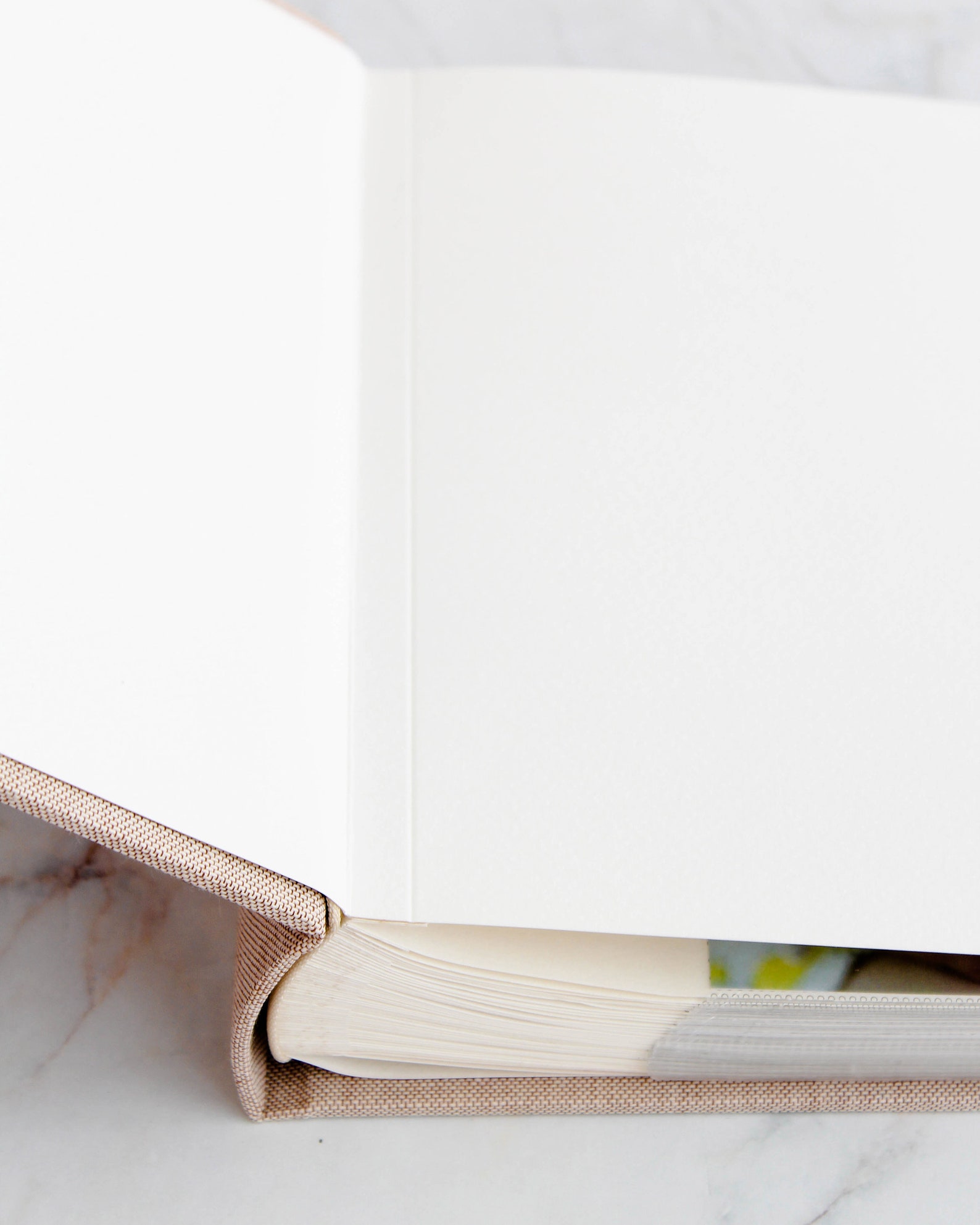 Classic Photo Album for 4R Photos 200 Pcs, Best for Storing Old and