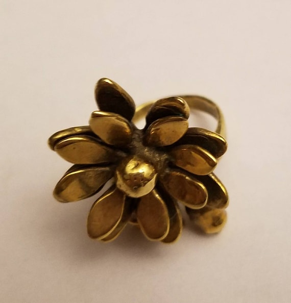 vintage flower copper ring - image 3