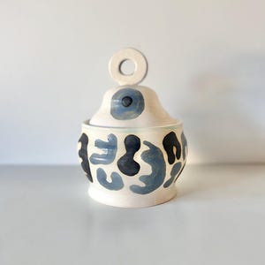 Large Ceramic Jar/Pot