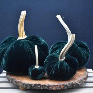 Zucca gigante in velluto: centrotavola autunnale, decorazione in stile rustico Hunter Green