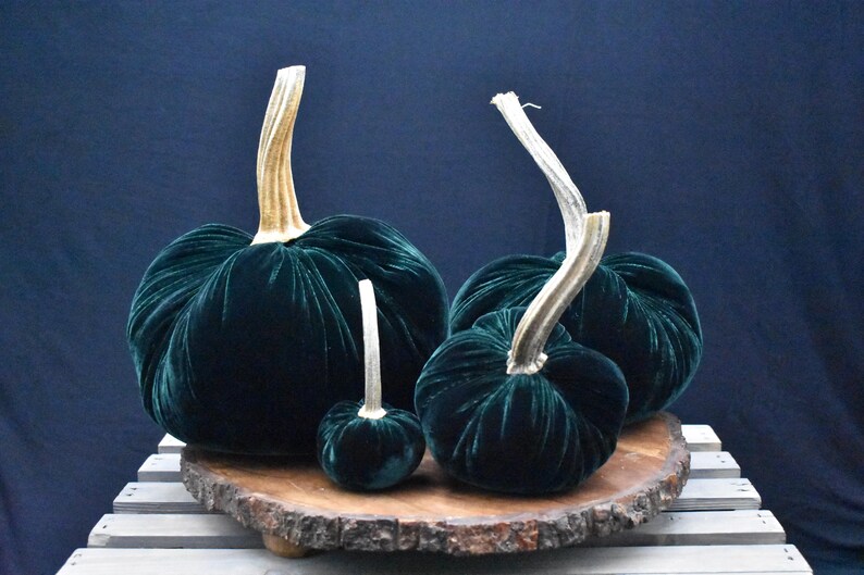 Zucca gigante in velluto: centrotavola autunnale, decorazione in stile rustico Hunter Green