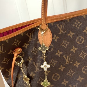 Louis Vuitton - Puzzle Flower Monogram Key Ring - Metal & Monogram Canvas - Women - Luxury