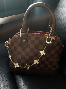 Louis Vuitton 2020 Monogram Illustrè Vivienne Funfair Bag Charm - Brown Bag  Accessories, Accessories - LOU787941