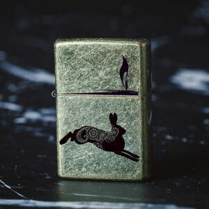 Engraved Rabbit Windproof Lighter – Personalized Gift with Box 065 bild 8