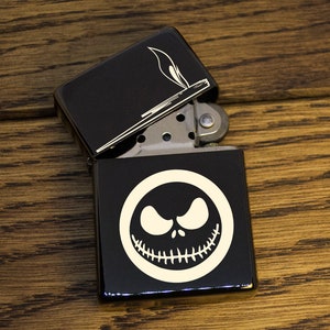 Gepersonaliseerde gegraveerde winddichte aansteker - cadeau voor jackfans