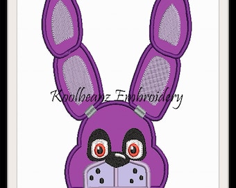 Bonnie Rabbit peeker. In sizes 4x4 5x7 6x10. This is a digital applique embroidery file.