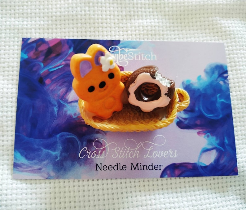 Sweet baskets needles and threads minder