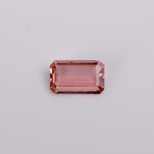 Radiant Cut Pink Tourmaline Gemstone: 1.5 Ct Loose Stone for Jewelry