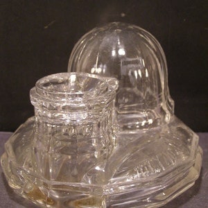 1800s &quot;Bee Hive&quot; Desk EAPG Pattern Pressed Glass Gravity Dome Ink Well Stand 19c