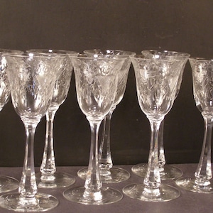 wine red glass Red Rocks Gradient Colored Wine Glass | Set of 5