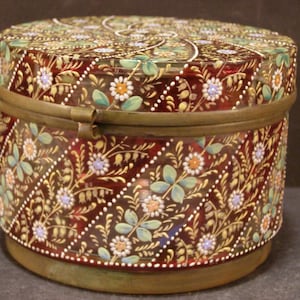 19th Century Moser Lemon Swirl Glass Casket Box 19th Century Moser Lemon Swirl Glass Casket Box