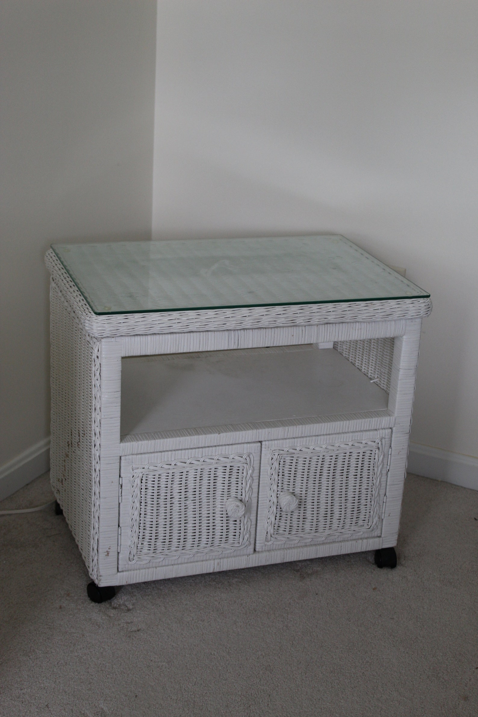 White Wicker Swivel TV Stand Night Stand End Table Side Table Etsy