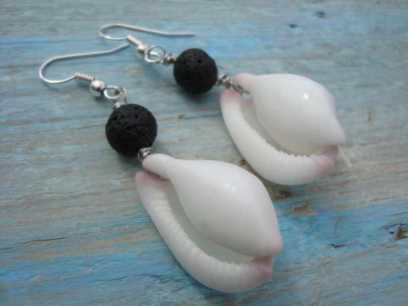 White Shell Earrings-Boho Style-Italian Jewelry-Drop Earrings-Black and White-gift for her-Handmade in Italy