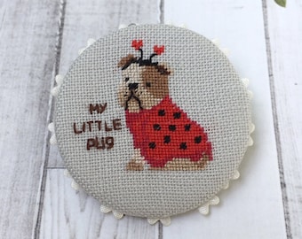 Hand embroidered pug badge, Gift for pugs lover and Christmas