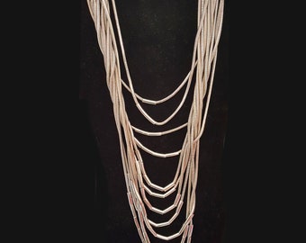 Vintage Modernist DISCO Era Silver ChokerNecklace with Rectangular Water Blue STONE Superb.