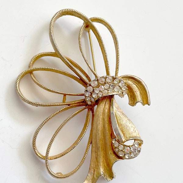 Vintage 60s Large Loopy Abstract Brooch Pin Signed BSK-Mid Century Pin Retro Glam-Brushed Gold Tone and Clear Rhinestones