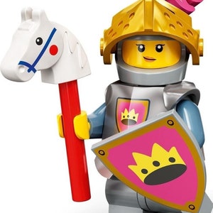 Knight of the Yellow Castle New LEGO Minifigure Series 23- 71034 RETIRED Collectible