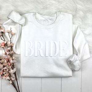 Sweat-shirt mariée en relief, cadeau de fiançailles, sweat-shirt Future Mrs, cadeau future mariée, col rond de mariée, nouvelle Mme, cadeau pour la mariée, ton sur ton