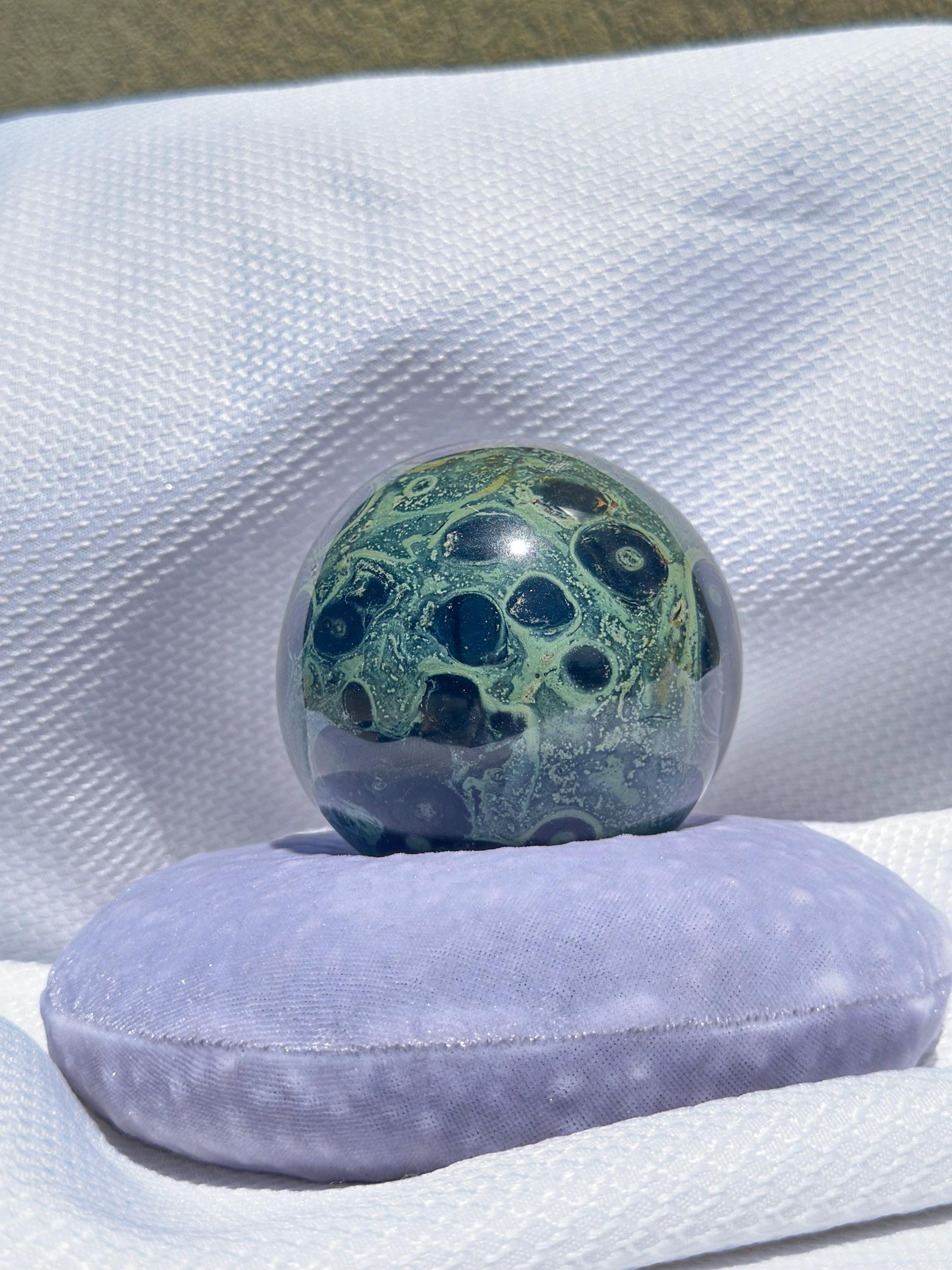 カンババジャスパースフィア – 古代の平和と感情の安定の石 - Etsy 日本