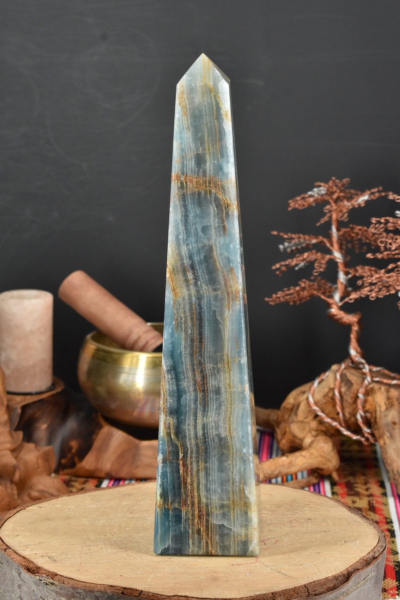 Blue Lemurian Calcite Tower 画像 2