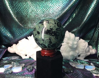 Kambaba Jasper Sphere